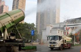 臺(tái)江霧炮車(chē)齊“亮相”，街頭上演聯(lián)防聯(lián)控“疫情戰(zhàn)”